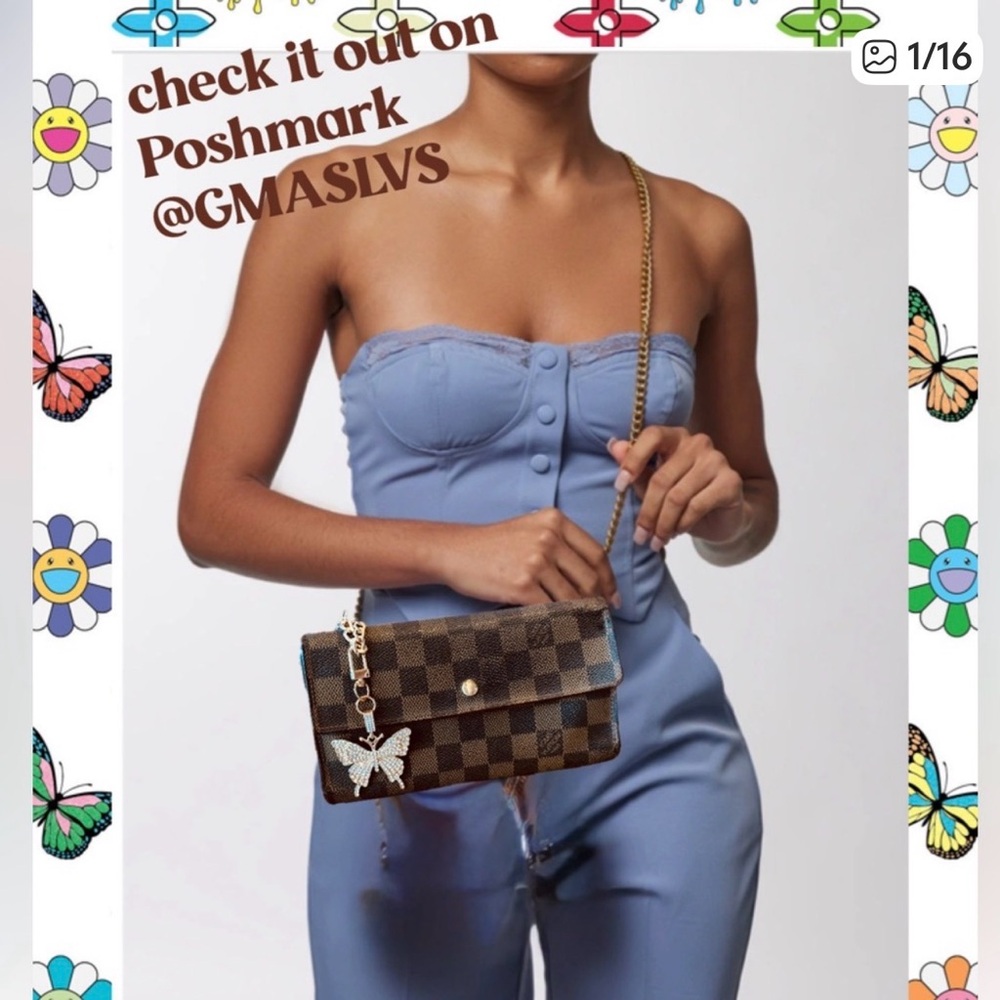 Louis Vuitton vintage luxury 4 less 🔥 Authentic carry a story not just a bag❤️❤️ - Picture 8 of 17